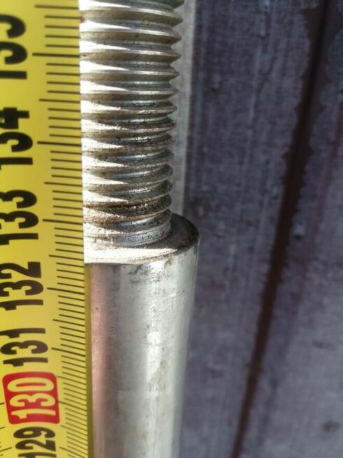 Wałki, pręty ze stali nierdzewnej fi 30 i 35.