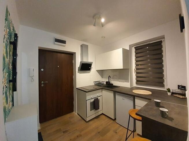 Wynajmę funkcjonalna kawalerkę, Floriańska 3