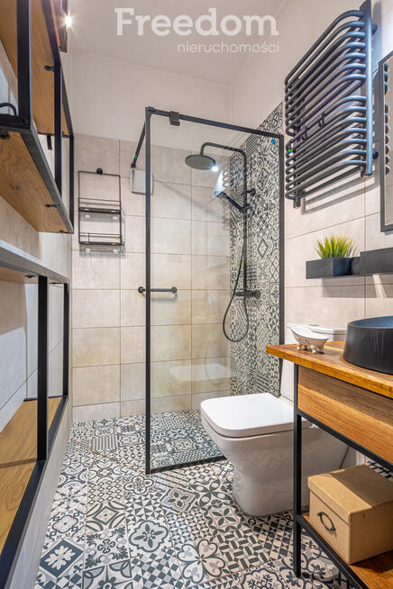 Dom w Międzylesiu, enklawa w sercu wsi k. Wągrowca