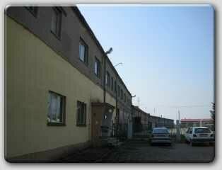 Sprzedam nieruchomość z mediami pod działalność