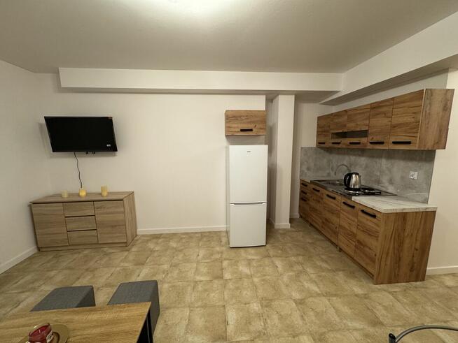 W Nowym Budynku Oddzielne intymne wejście Umeblowane 28 m.