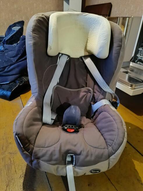 Foteliki samochodowy