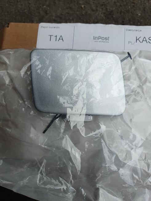 Zaślepka haka holowniczego audi a4 b6 1.9 tdi 130km z 2004 r