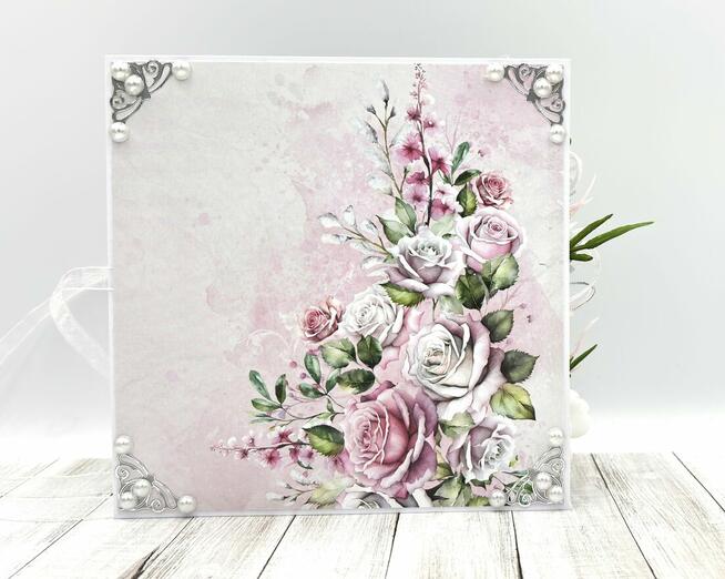 Kartka 3D w ekskluzywnej torebce. Komunia Święta. Prezent