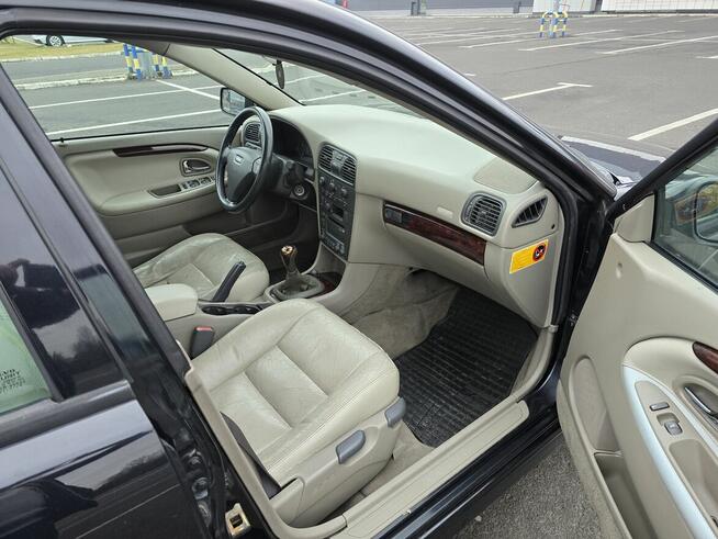 VOLVO S40