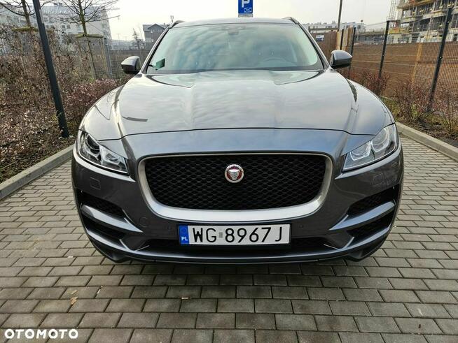 Jaguar F-Pace 30t AWD Prestige