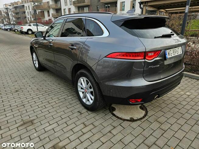 Jaguar F-Pace 30t AWD Prestige