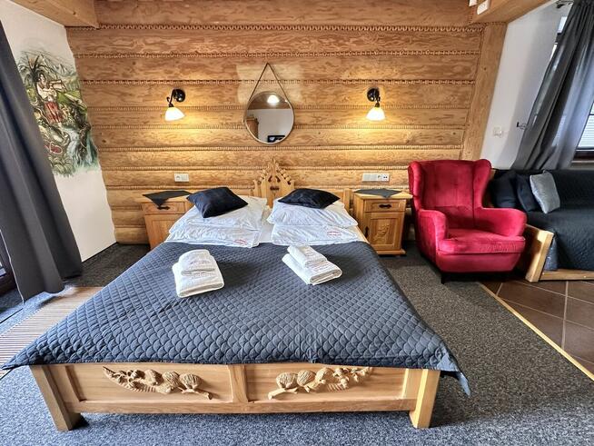 Ap. Hruby Regiel, widok, kominek, wiosna Zakopane