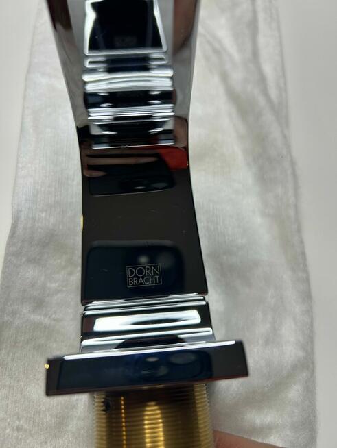 Dornbracht CL.1 wylewka umywalkowa chrom 13714705-00