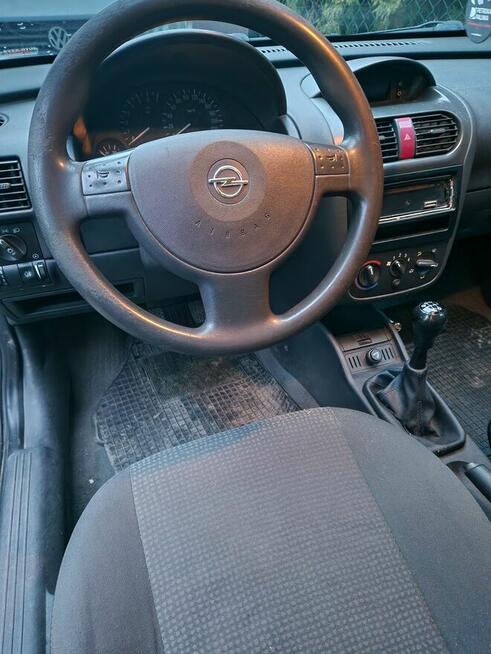 Opel Corsa C 1,2 gaz LPG 2002 wspomaganie