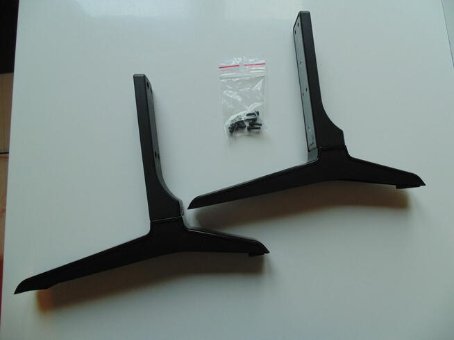 Podstawa nóżki stopki telewizor .SHARP LC-48CFF6002E