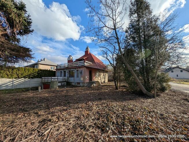 Dębica, ul. Łąkowa - działka zabudowana budynkiem