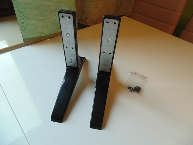 Podstawa nóżki stopki telewizor .SHARP LC-48CFF6002E