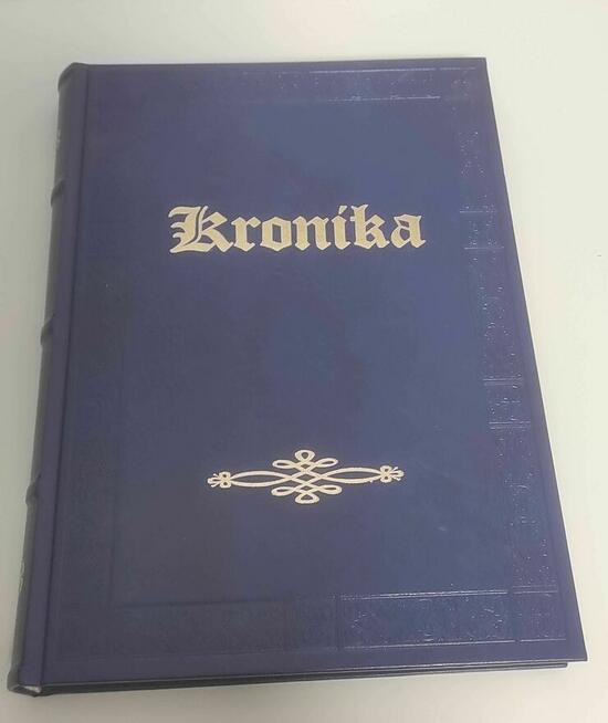 Kronika format A4