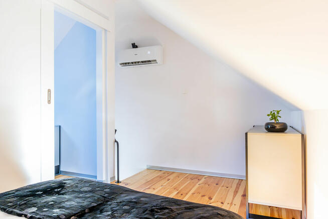 Sprzedam 5 apartamentów Jastrzębia Góra