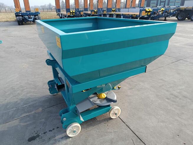 Rozsiewacz dwutarczowy 1000l Montano nowy !