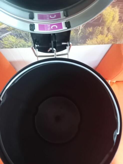 Kosz pedałowy na śmieci Brabantia kosze na śmieci biuro