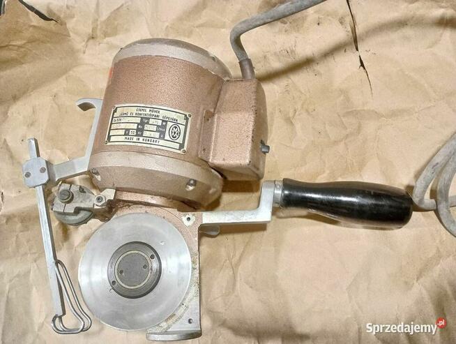 Nóż krawiecki, nożyce