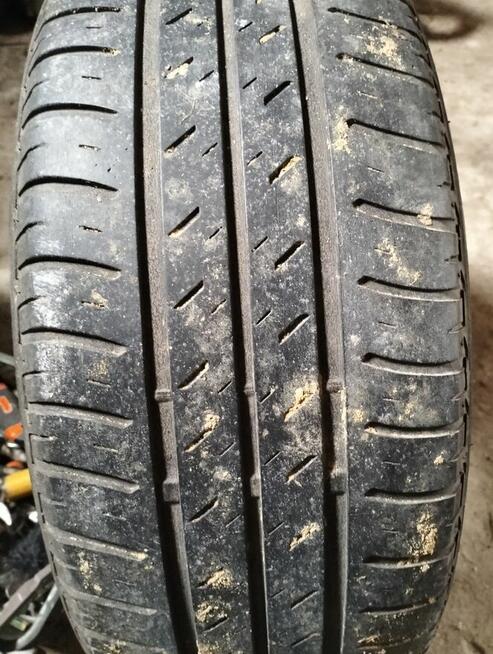 Opony z felgami 4 sztuki