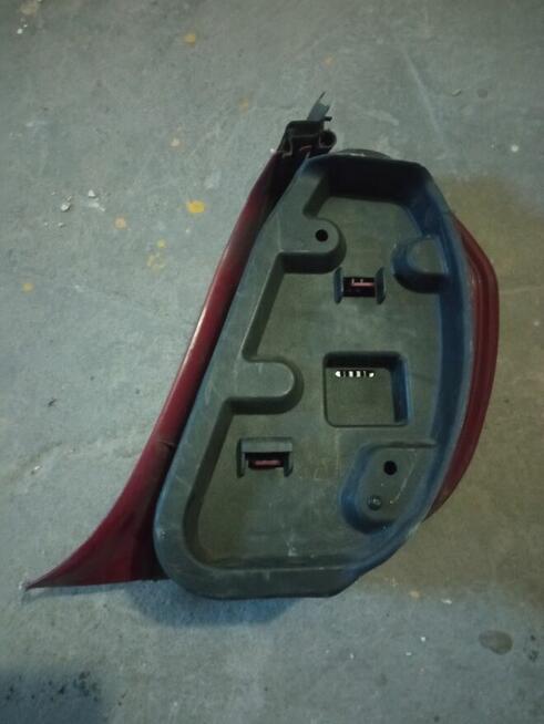 Lampa tylna tył lewa Citroen C5 hatchback przedlift