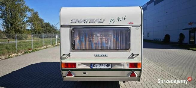 Chateau 380 z 1996 roku o masie własnej 747kg oraz dmc 1100kg