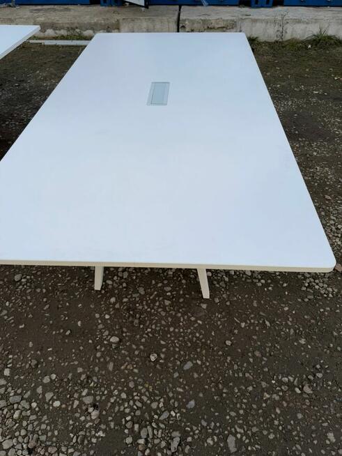 Stół konferencyjny multimedialny biały 240x120 stoły biurka