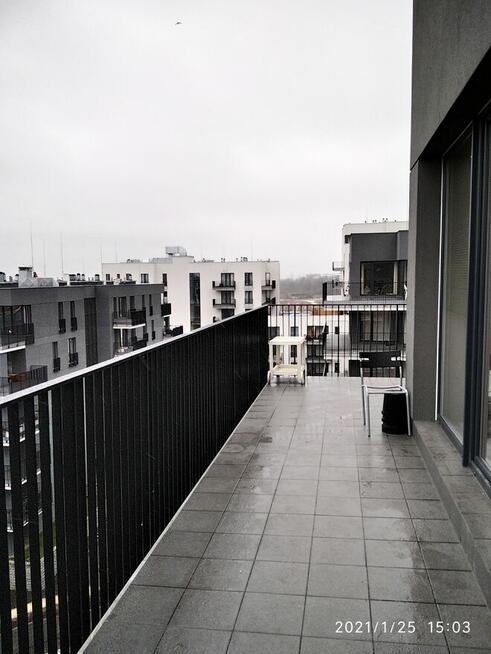 Super 76 m2 3 pok. 4700 zł