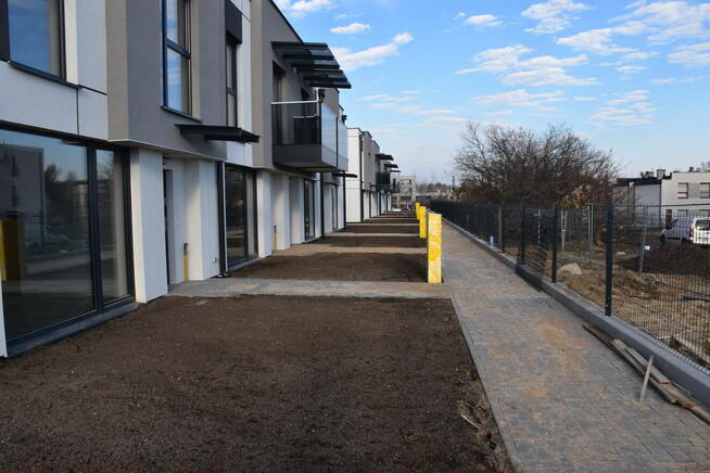 Komfort i Styl – Dwupoziomowe Mieszkanie w Nova Pomorska!