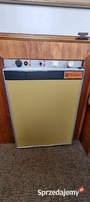 przyczepka kempingowa marki Goliath z 1984 roku DMC600