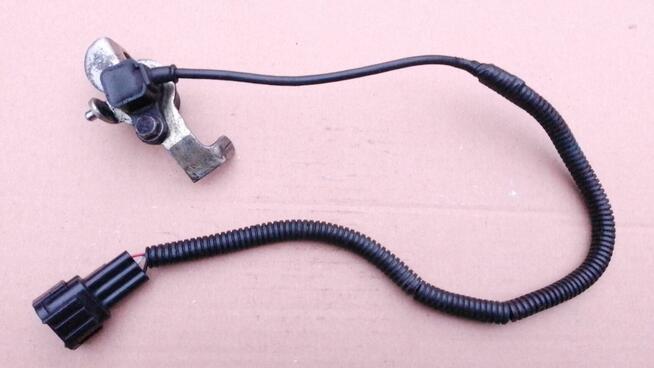 Czujnik położenia wału 3.0 ZD30 Nissan Patrol Y61 Terrano II