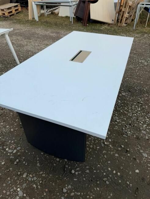 Stół konferencyjny multimedialny biały 200x100 stoły