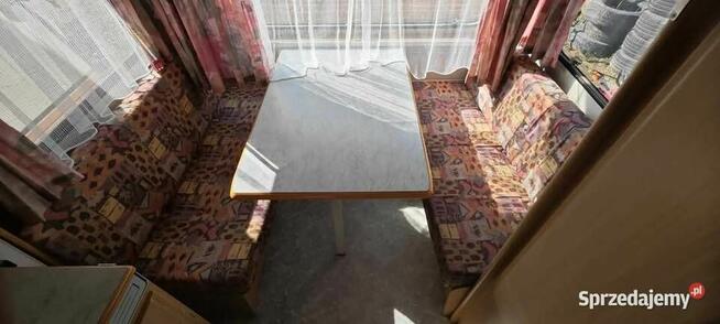 Chateau 380 z 1996 roku o masie własnej 747kg oraz dmc 1100kg