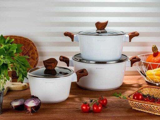 Piękne garnki marmurowe