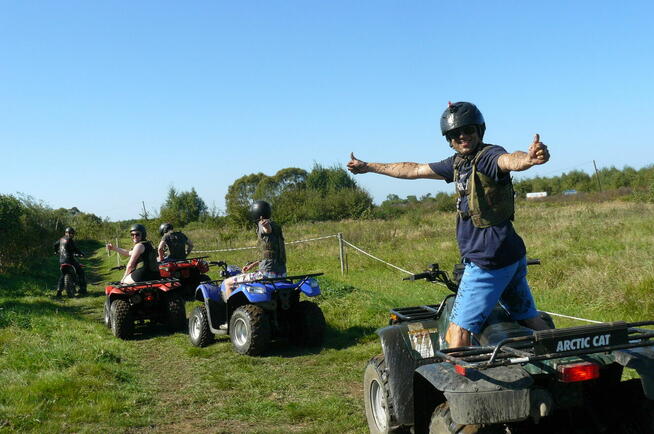 Imprezy integracyjne, spływy kajakowe paintball