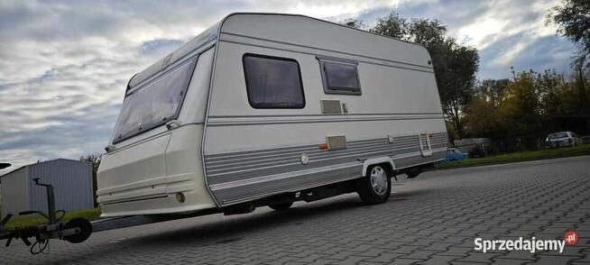 Przyczepa kempingowa Tec Siena 530 masa własna 890kg oraz dm