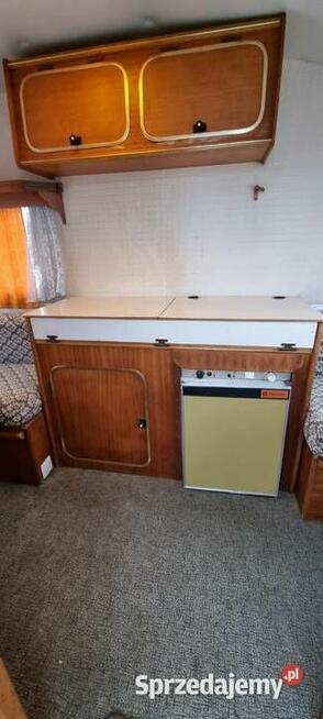 przyczepka kempingowa marki Goliath z 1984 roku DMC600