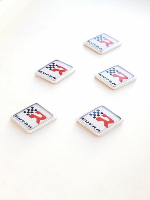 Seat R Cupra emblemat na kierownicę