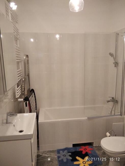 Super 76 m2 3 pok. 4700 zł