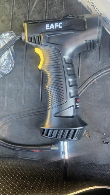 Pompka Przenosna Akumulatorowa do opon, pontonów,pilek