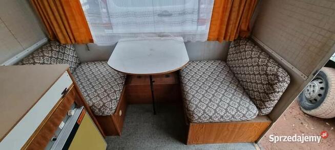 przyczepka kempingowa marki Goliath z 1984 roku DMC600