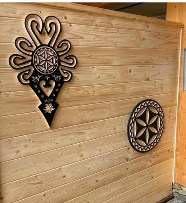 Rozety góralskie ozdoby dla domu ogrodu altanki