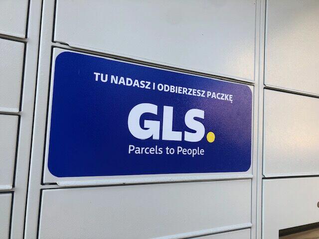 ELO In & Out of SAILS BOX .Naprawa Żagli, pokrowców, bimini