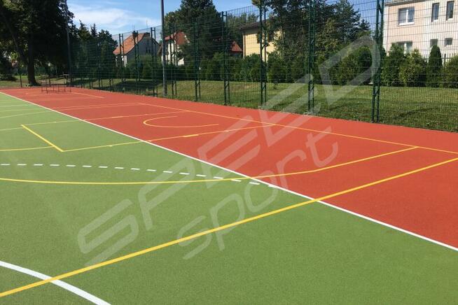 Układanie nawierzchni tartanowej