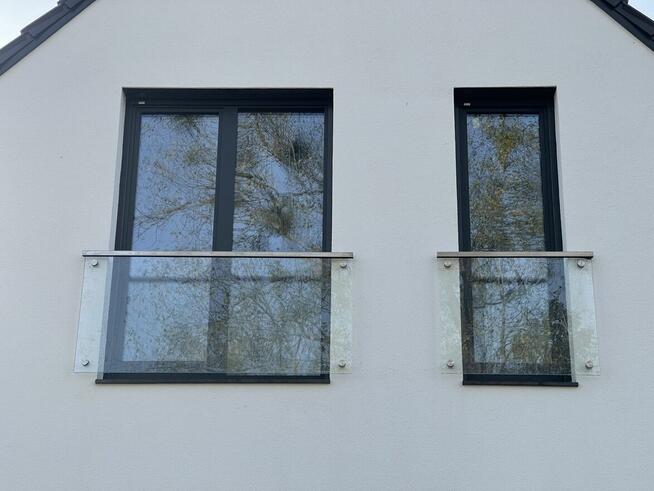 Balustrady ze stali nierdzewnej i czarnej stali