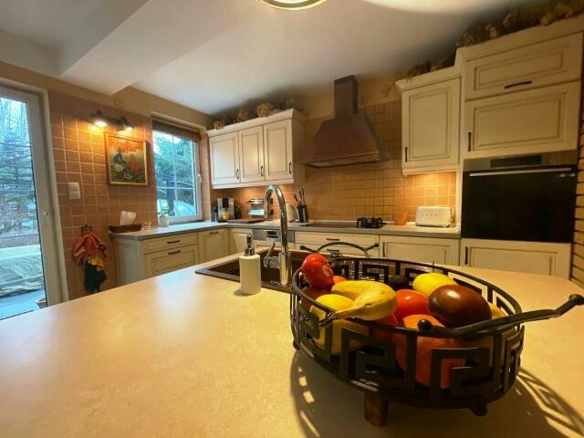 Dom Warszawa Wesoła, Zielona