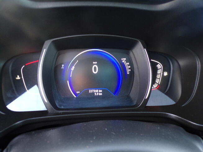 RENAULT KADJAR 1.5 DCI 110 KM AUTO Z NIEMIEC NAVI ALU GWARAN