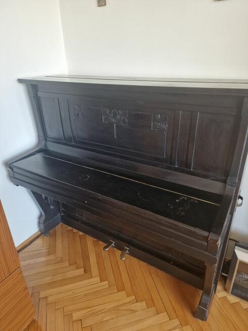 Pianino ED Seiler