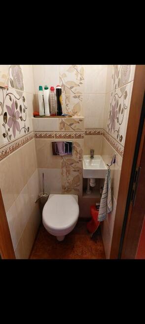 do wynajęcia dwa pokoje kuchnia łazienka