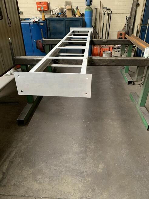 Produkcja konstrukcji stalowych