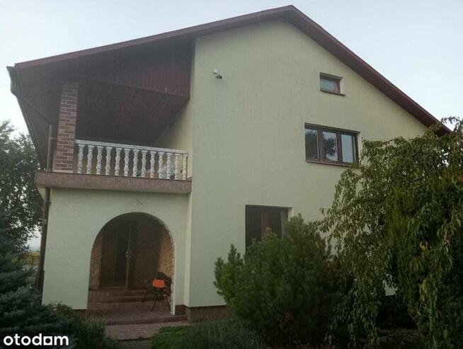 Dom, siedlisko( gmina Łabunie). Działka 25 arów